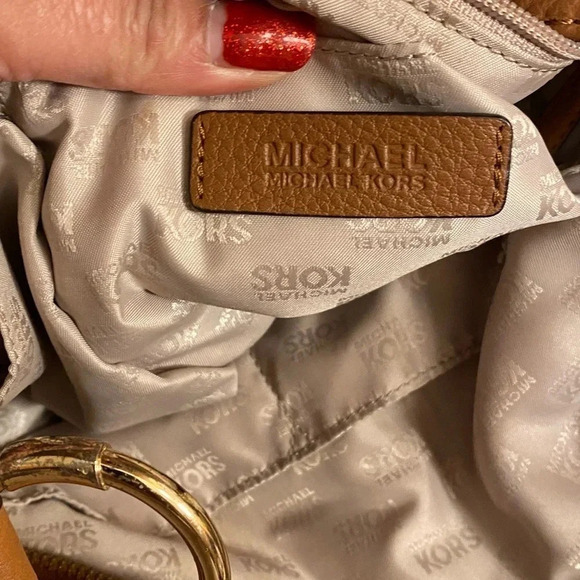 Michael Kors Fulton Leather Tote - Picture 11 of 12